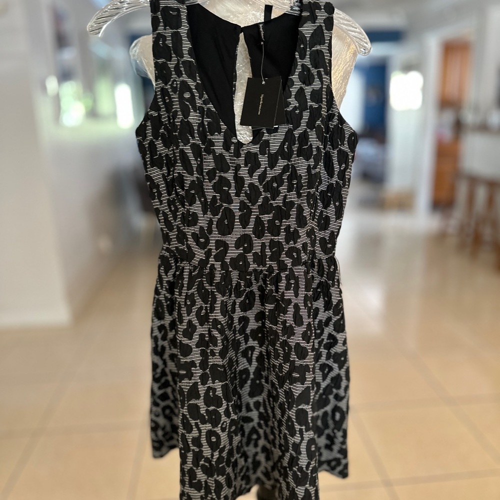 HeartSoul Black and Gray Textured Dress